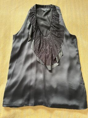 Silk Valerie Dumaine Black Racer Back Shell Top - size medium